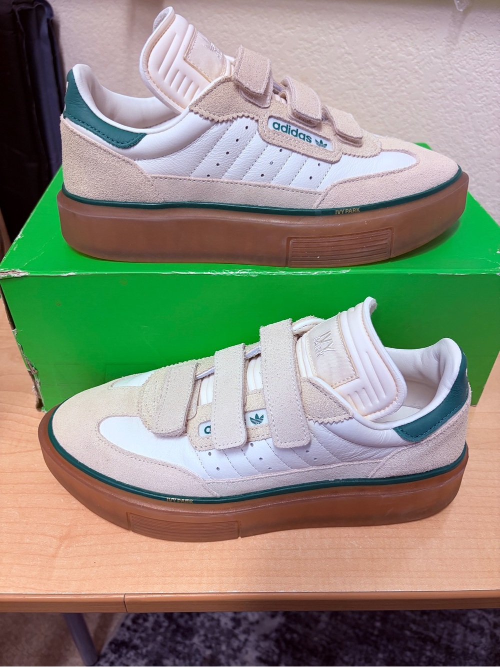 Adidas Ivy Park Super Sleek 3 Strap VI Size 8 *excellent condition*